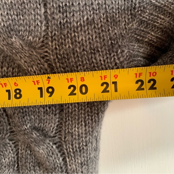 EUC! Caslon sweater cardigan vest large L gray grey shawl collar lapel like new - Picture 12 of 12